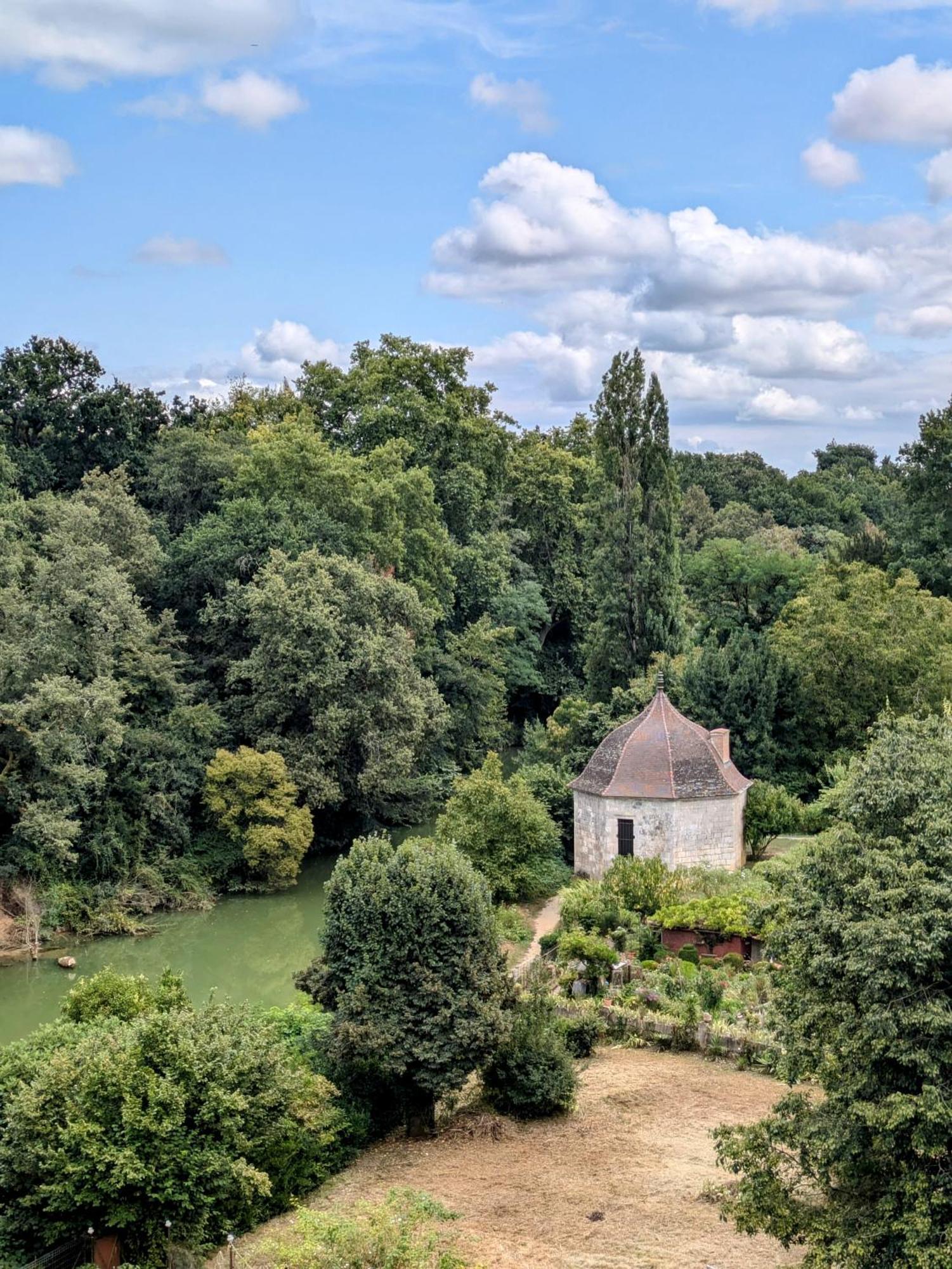 Appartement Parenthese Au Jardin Du Roy à Nérac Extérieur photo